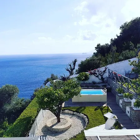 Marilisa Villa Conca dei Marini